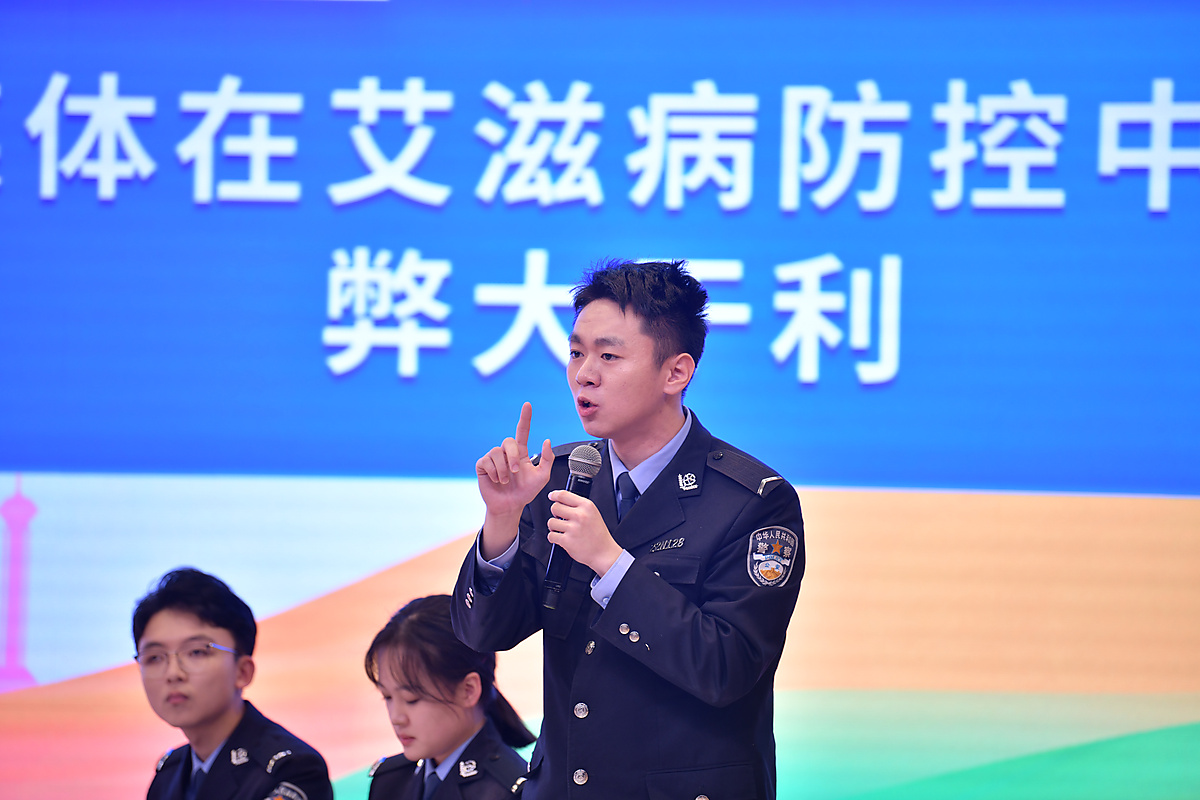 ZLI_5844.JPG